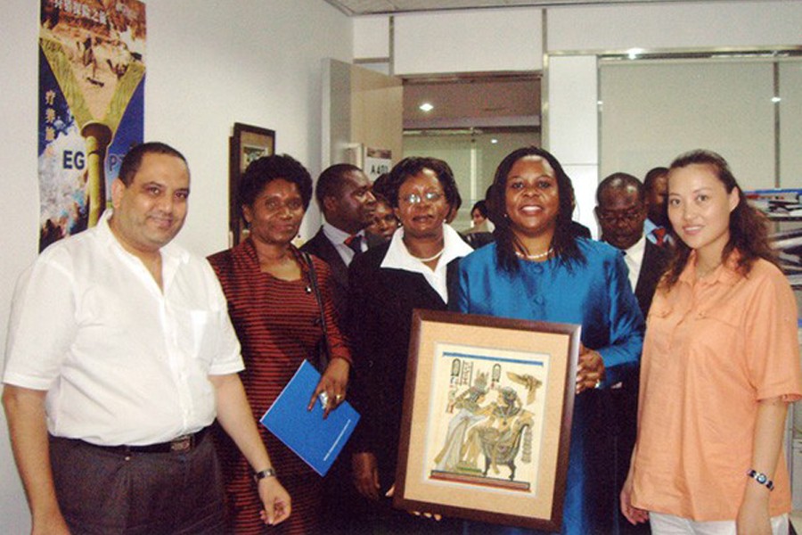 贊比亞總統夫人來訪中國中心